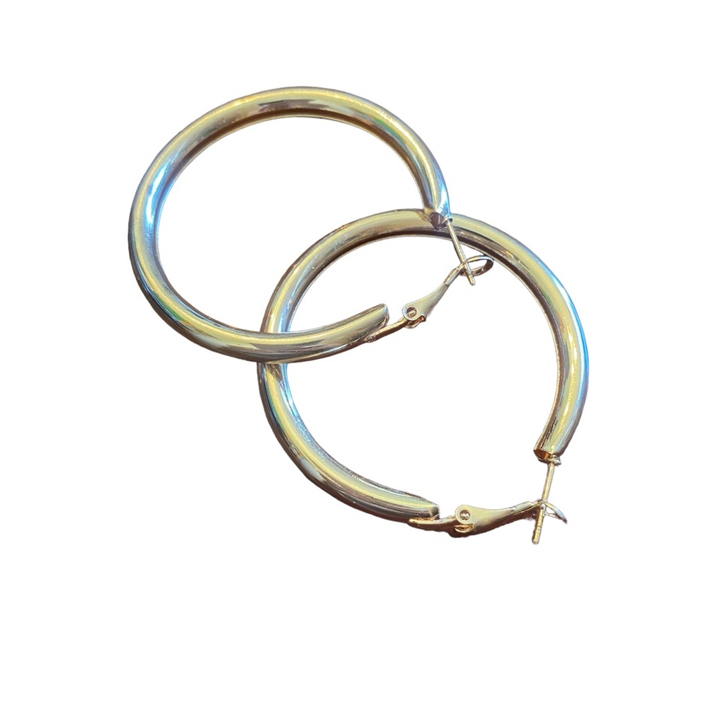 Gold Tone Lightweight Hollow Hoop Earrings